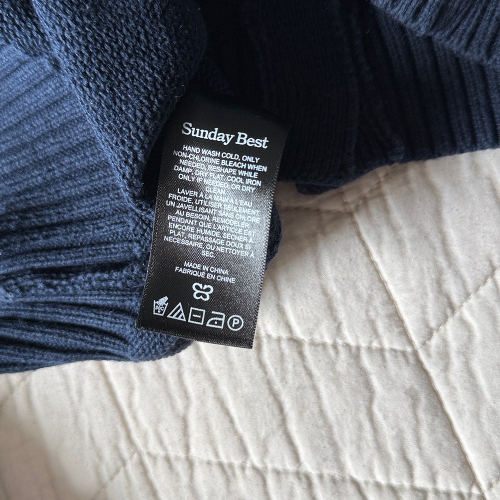 Sunday Best Navy Cropped V‑Neck Button Cardigan - Picture 6 of 6